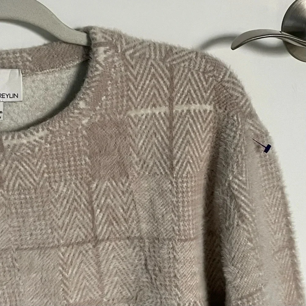 Greylin sweater size